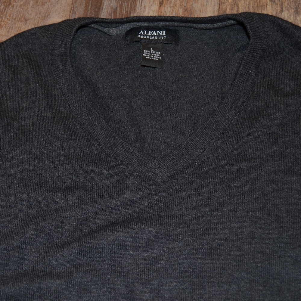 Men's Alfani Black/Grey Sweater - Picture 5 of 5